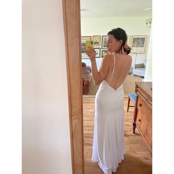Fame & Partners White Open Back Maxi Dress Size 6 - Picture 1 of 7